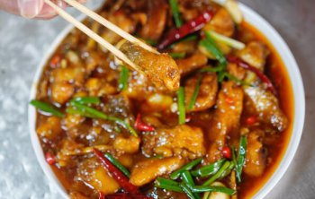 <b>酸菜鱼培训</b>