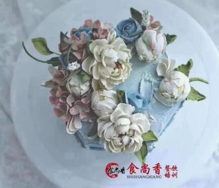 黄瓜视频网址学员蛋糕裱花作品